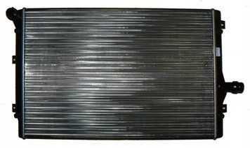 ШКОДА ОКТАВИЯ 2 Радиатор Двигателя Основной Skoda OCTAVIA II 1Z3 2004-2013 srline 1331084 1331084