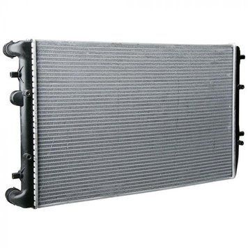ФОЛЬКСВАГЕН ПОЛО Радіатор Двигуна Основний Volkswagen POLO 9N 9A 2001-2009 POLCAR 673008A1 673008A1